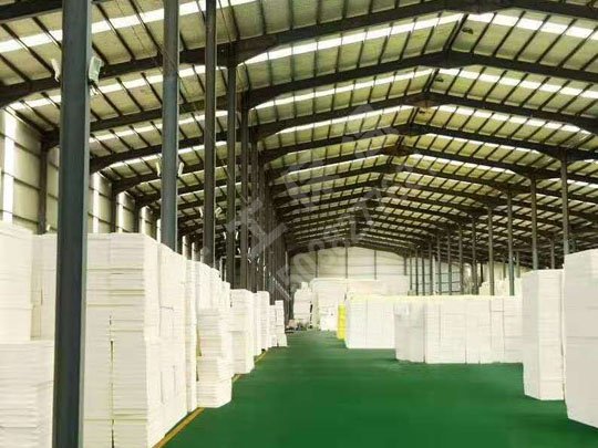 擠塑板廠家為您講解XPS擠塑板的性能優點