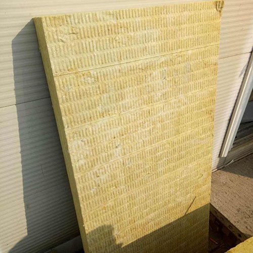 巖棉復合板的優缺點